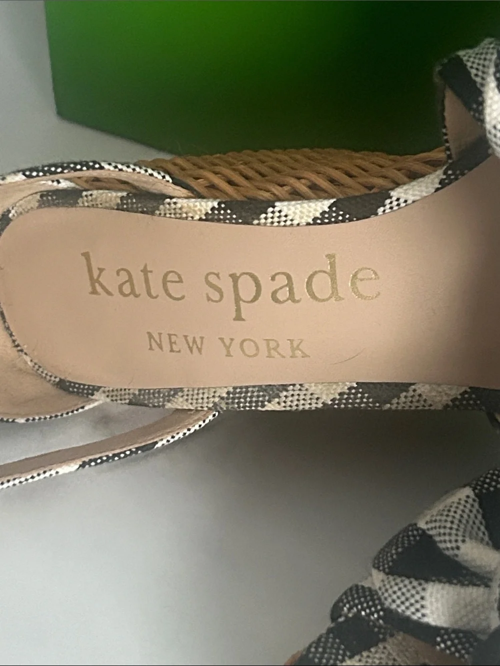 kate spade Black & White Gingham Bow wedges Sandals size 8.5 Tianna Wicker